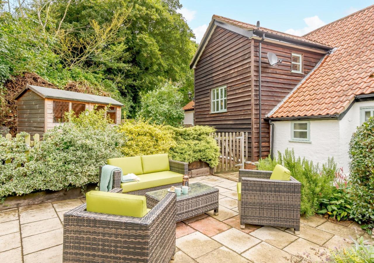 Wisteria Cottage Snape  Exterior foto